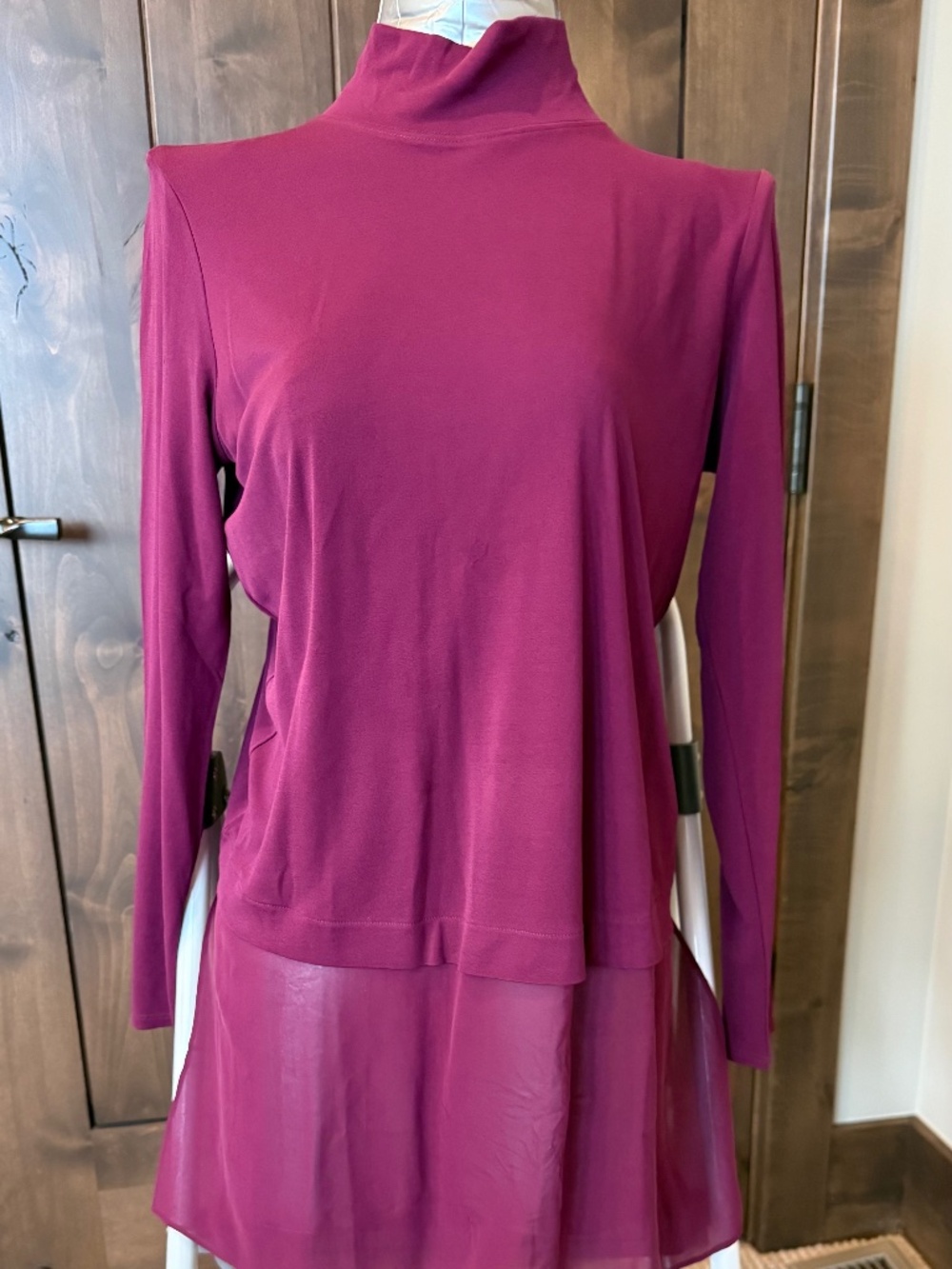 EILEEN FISHER. SILK ASYMETRICAL HEM LONG TUNIC TOP. SIZE S/P